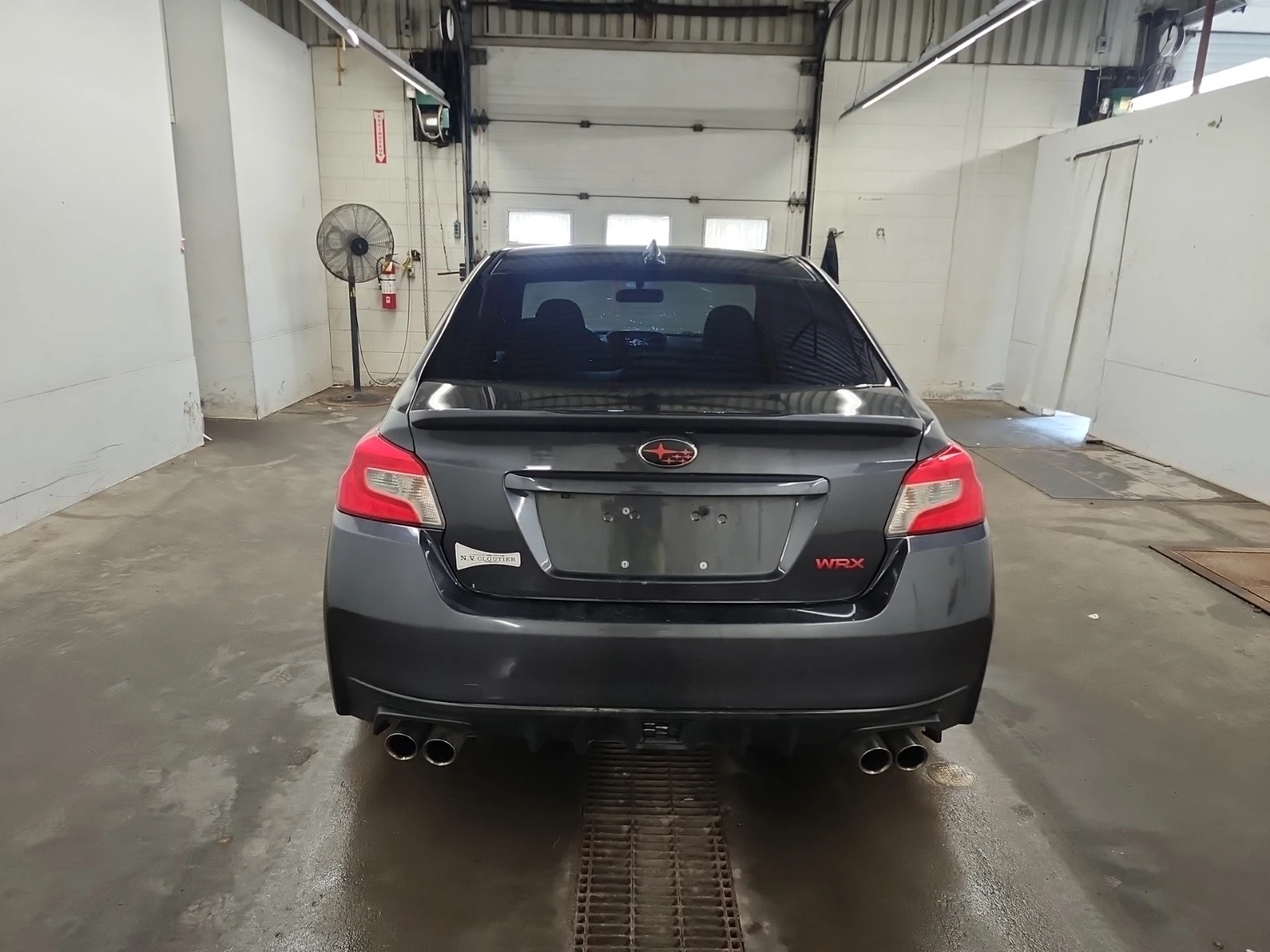 Subaru Impreza WRX SPORT * * CARFAX * * АВТО КРЕДИТ * * , снимка 5 - Автомобили и джипове - 55132240