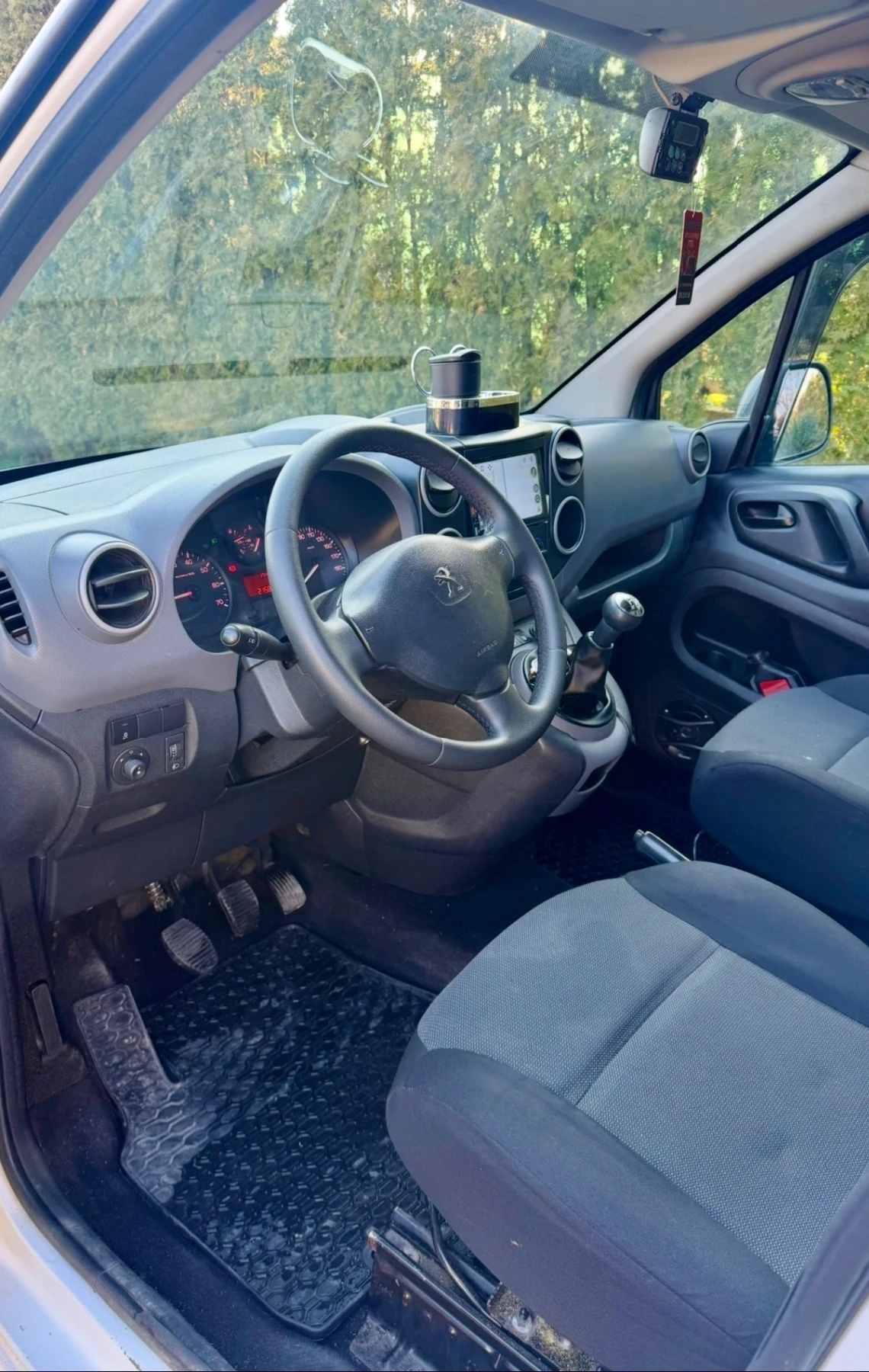 Peugeot Partner 1.6 HDI * ХЛАДИЛНО* MAXI* , снимка 9 - Автомобили и джипове - 55211079