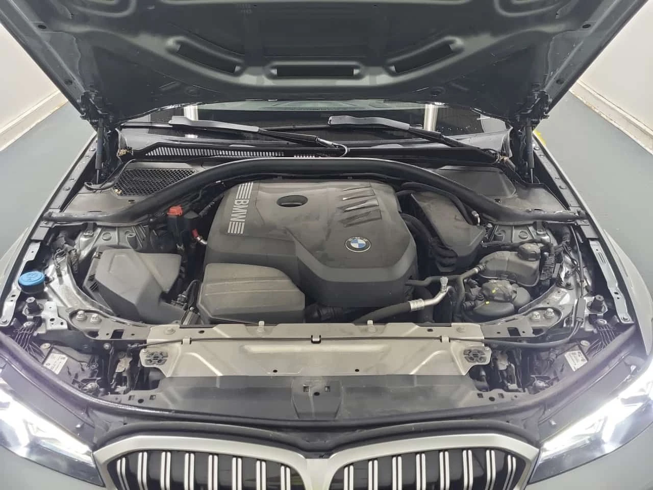 BMW 330 I XDRIVE / H&U / ���� �� �������� / 2 �����  | Mobile.bg � ����������� 16