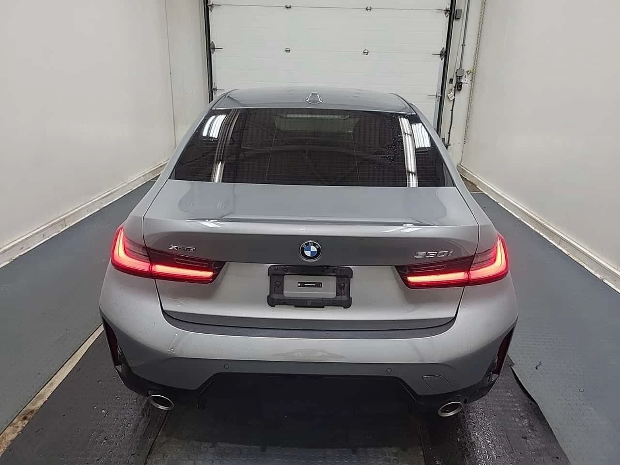 BMW 330 I XDRIVE / H&U / ���� �� �������� / 2 �����  | Mobile.bg � ����������� 5