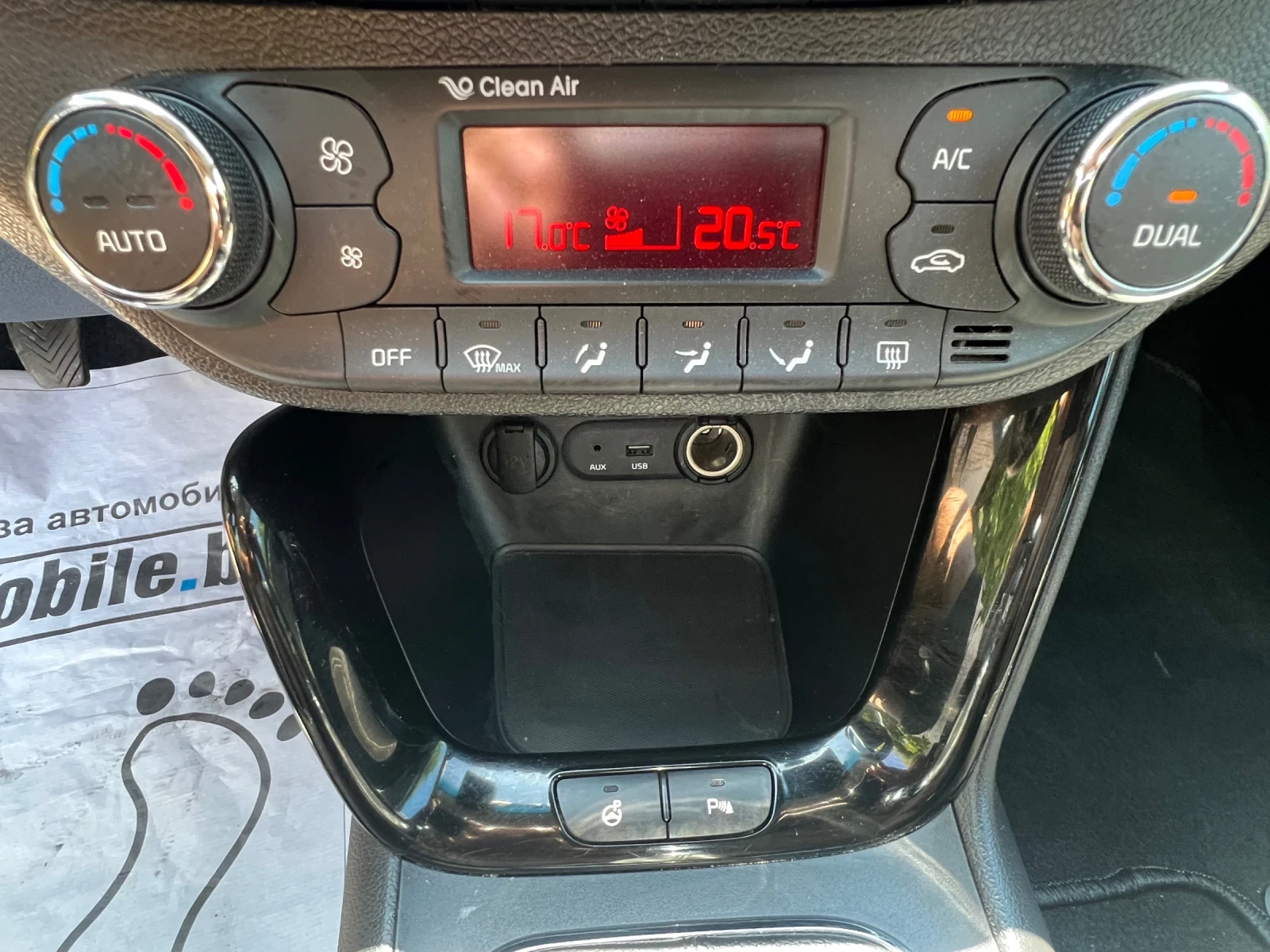 Kia Ceed 1.6 CRDI, снимка 13 - Автомобили и джипове - 55431905