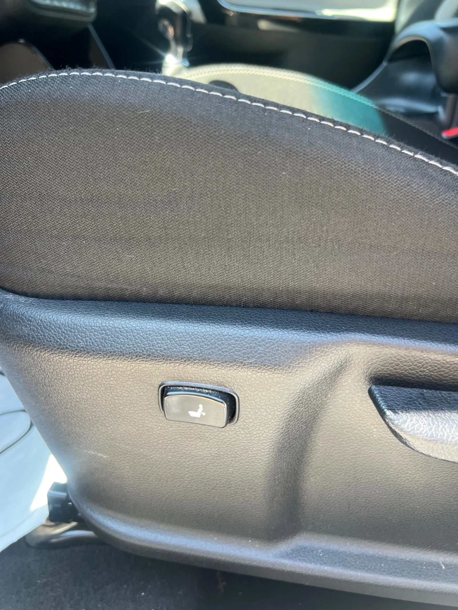Kia Ceed 1.6 CRDI, снимка 14 - Автомобили и джипове - 55431905