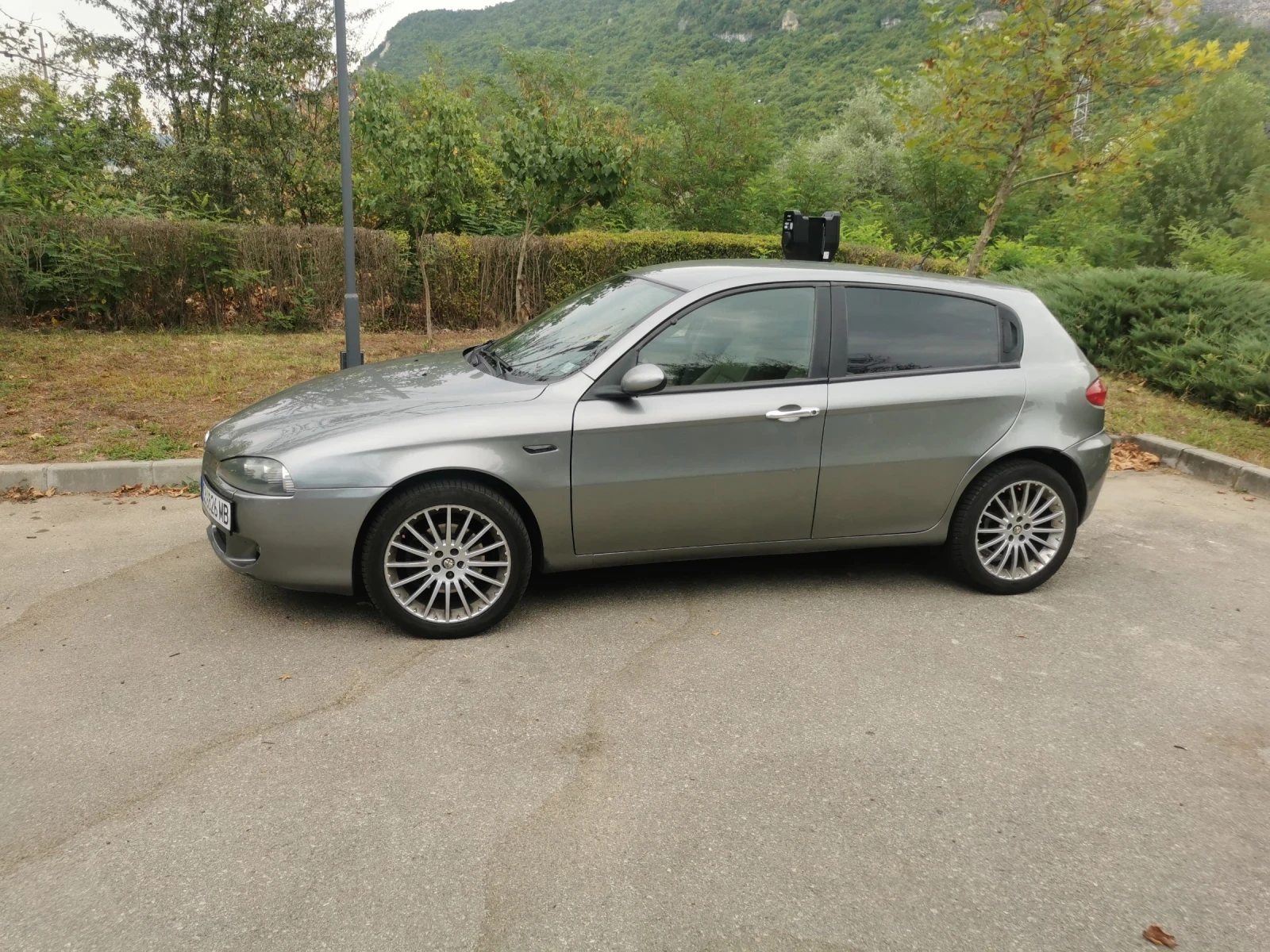 Alfa Romeo 147 1.9 JTDm, снимка 2 - Автомобили и джипове - 55728628