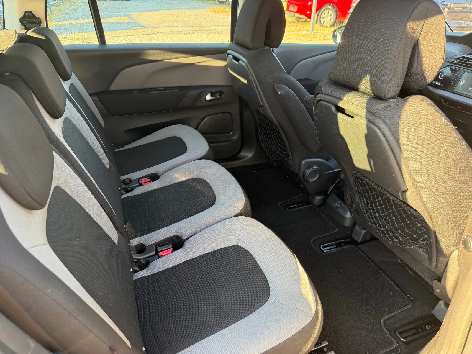Citroen C4 Picasso, снимка 14 - Автомобили и джипове - 56132332