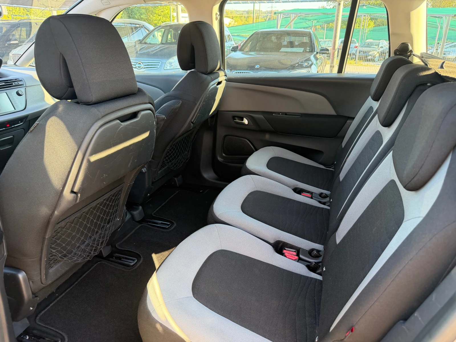 Citroen C4 Picasso, снимка 13 - Автомобили и джипове - 56132332