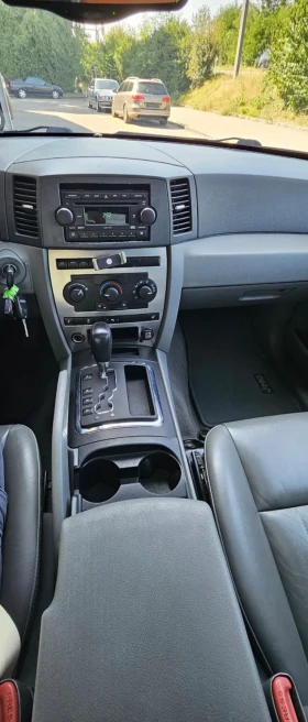 Jeep Grand cherokee Laredo 3.7 4x4 Швейцария , снимка 14