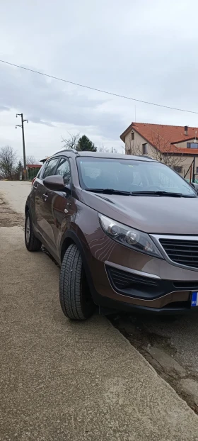 Kia Sportage 2.0, снимка 9