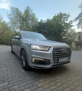 ������ Audi Q7
