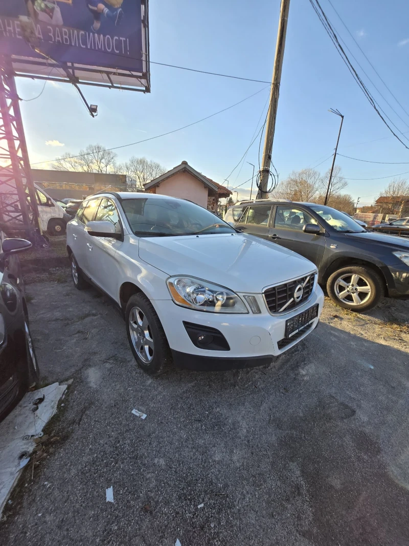 Volvo XC60, снимка 3 - Автомобили и джипове - 52946173