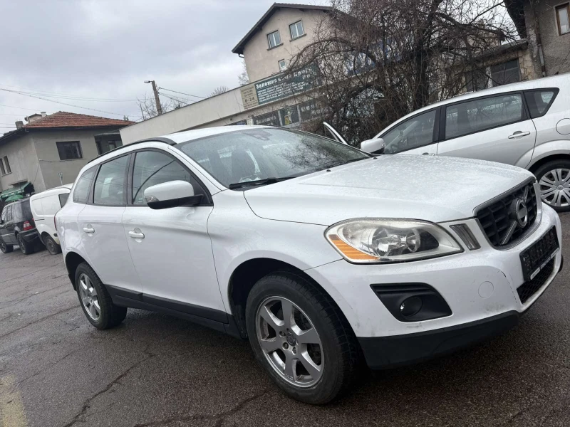 Volvo XC60, снимка 2 - Автомобили и джипове - 49130377