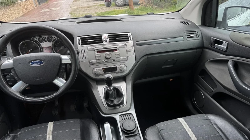 Ford Kuga, снимка 10 - Автомобили и джипове - 49365328