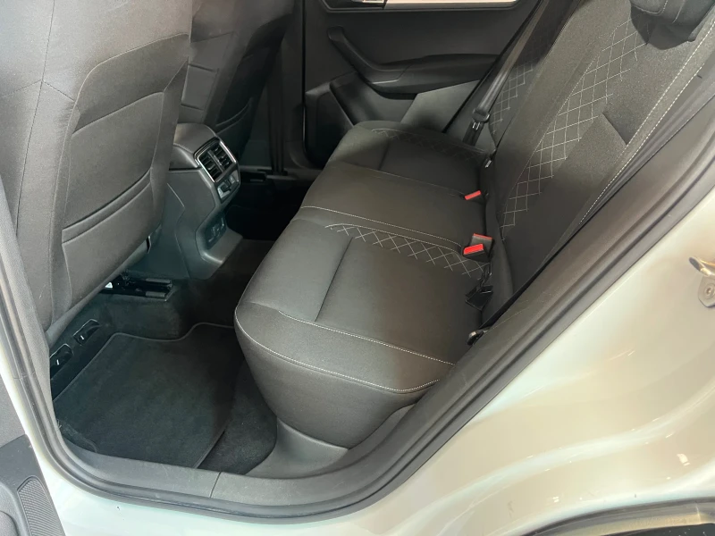 Skoda Karoq Ambition s , снимка 11 - Автомобили и джипове - 52916215