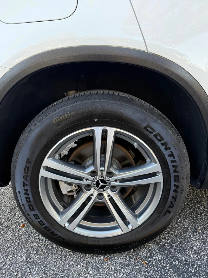 Mercedes-Benz GLC 300, снимка 12 - Автомобили и джипове - 53119618