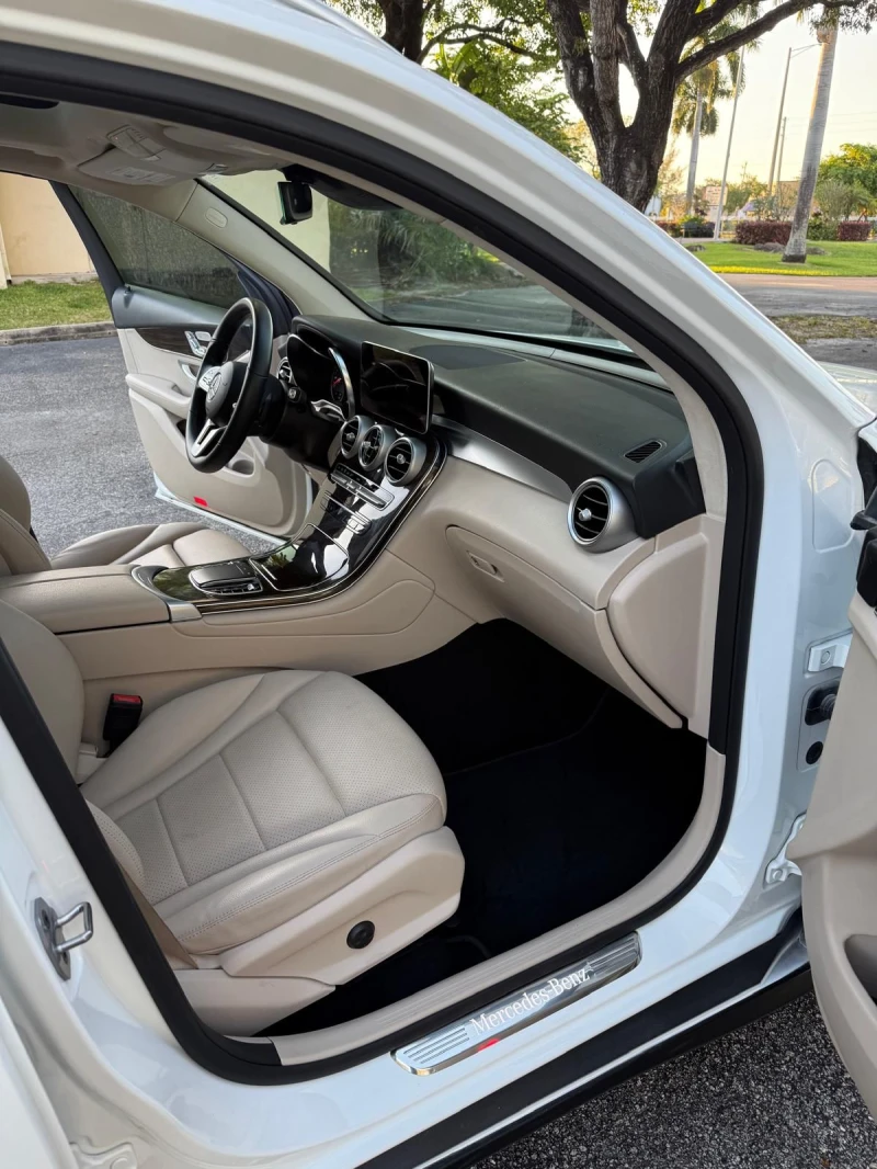 Mercedes-Benz GLC 300, снимка 5 - Автомобили и джипове - 53119618
