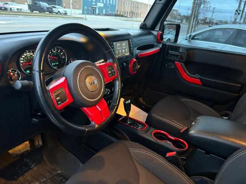 Jeep Wrangler Sahara 4WD, снимка 10 - Автомобили и джипове - 53361171