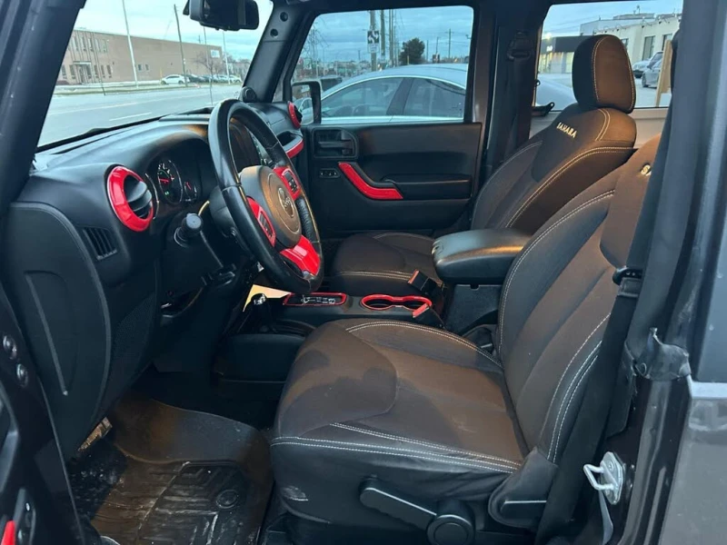 Jeep Wrangler Sahara 4WD, снимка 12 - Автомобили и джипове - 53361171