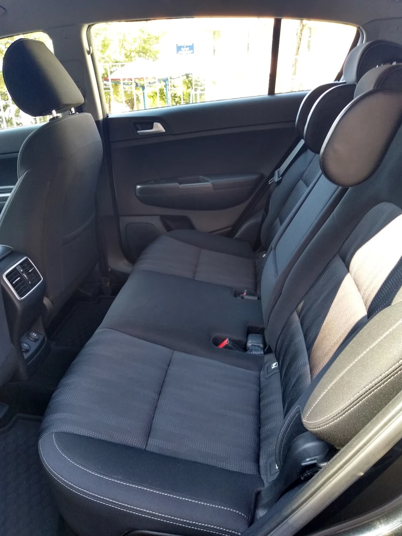 Kia Sportage AWD, снимка 3 - Автомобили и джипове - 53448028