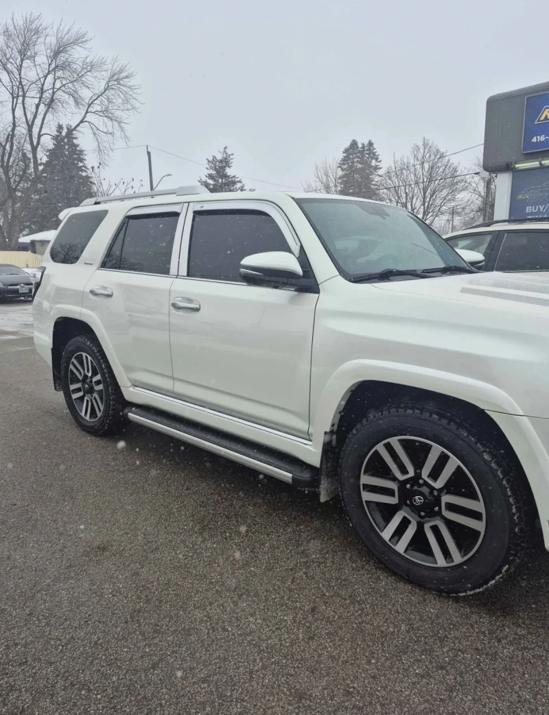 Toyota 4runner TRD Premium * Камера * 7 Места * Теглич * Carfax *, снимка 4 - Автомобили и джипове - 53481158