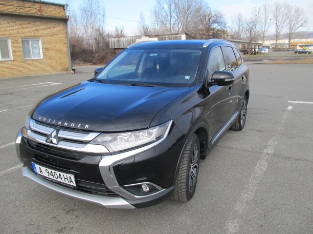 Mitsubishi Outlander 4WD 2.2 Di-D - изображение 2