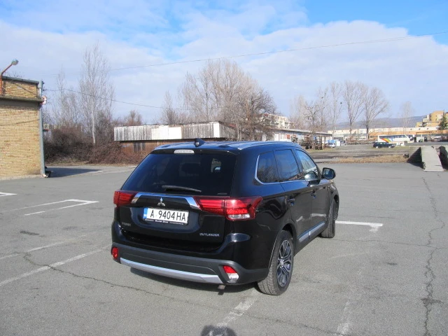 Mitsubishi Outlander 4WD 2.2 Di-D - изображение 5