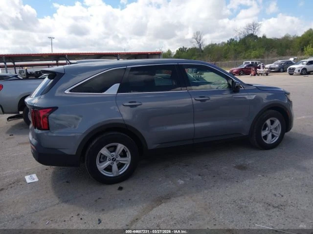 Kia Sorento LX* CARPLAY* KEYLESS* ПОДГРЕВ* КАМЕРИ* 360* , снимка 6 - Автомобили и джипове - 54285693