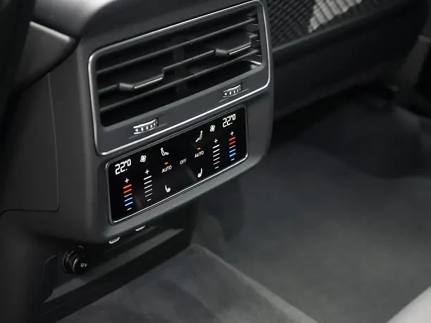 Audi Q7 50 TDI Quattro = S-line = 7 Seats Гаранция, снимка 12 - Автомобили и джипове - 55477533