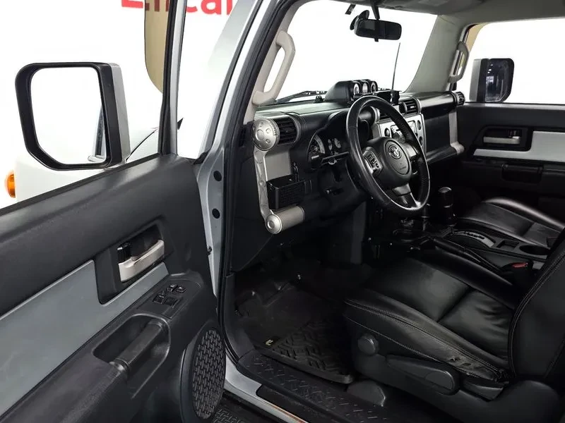 Toyota Fj cruiser  4Wd V6 | Mobile.bg � ����������� 11