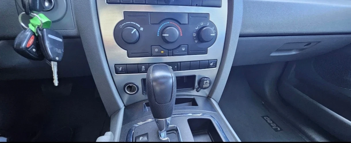 Jeep Grand cherokee Laredo 3.7 4x4   | Mobile.bg   15