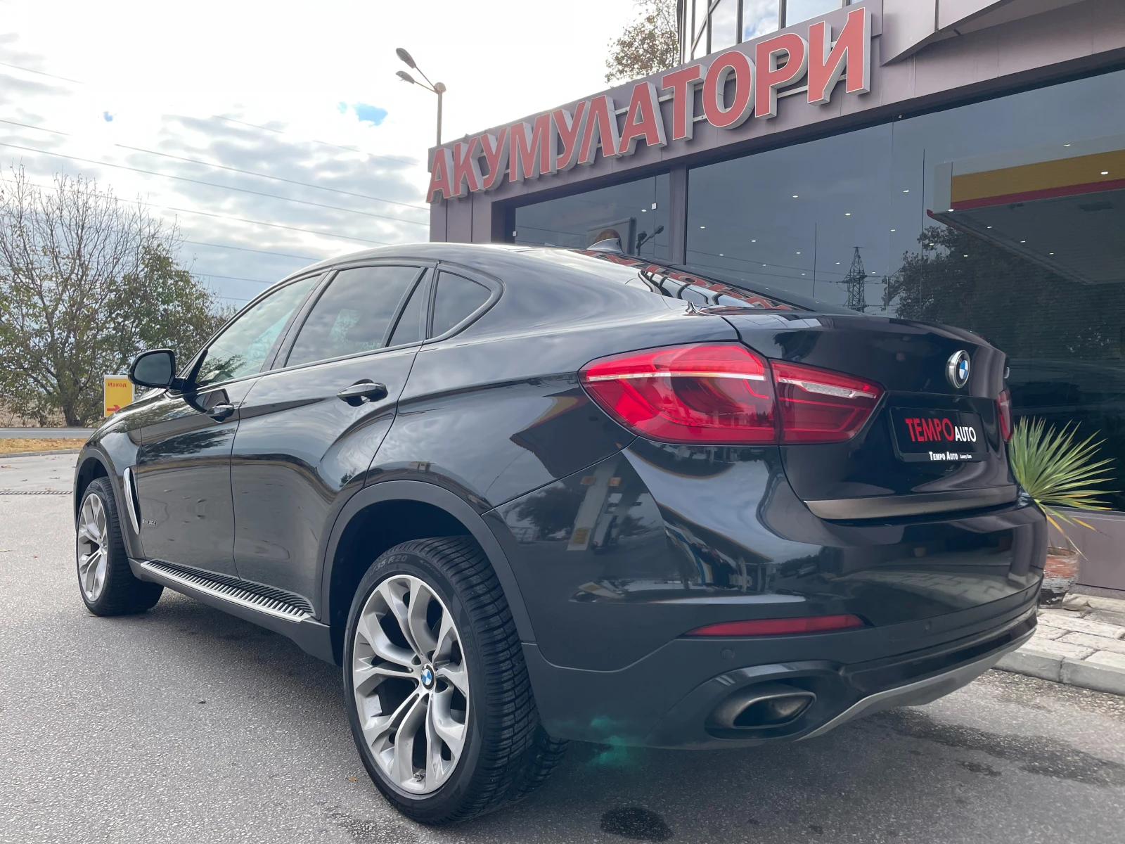 BMW X6 2018-SPORT-RECARO-HEAD UP-PANORAMA-KEYLESS GO - изображение 4