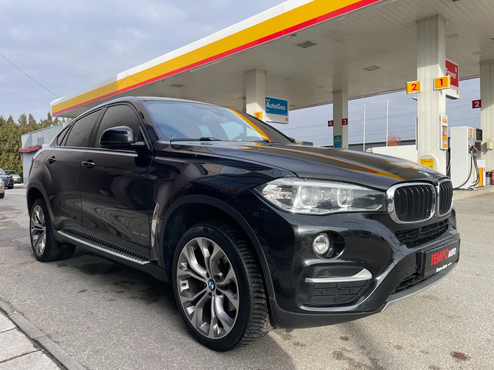 BMW X6 2018-SPORT-RECARO-HEAD UP-PANORAMA-KEYLESS GO - изображение 7