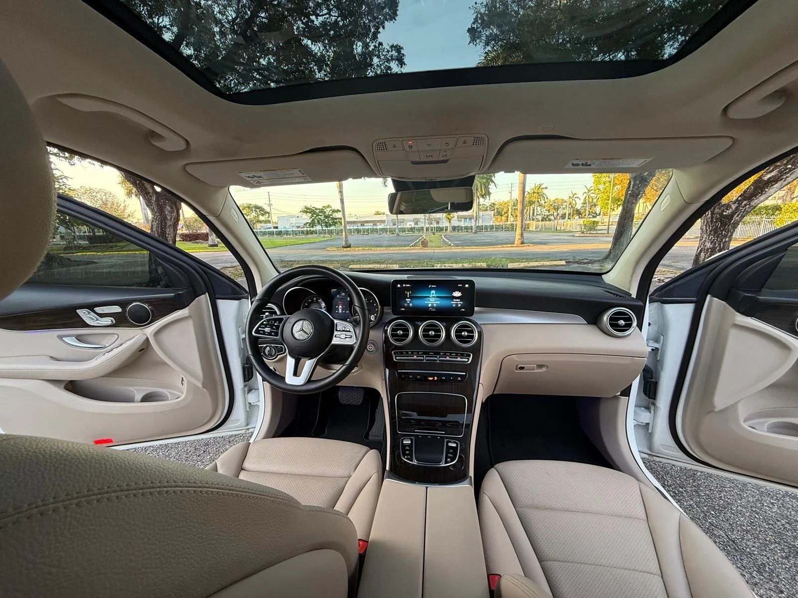 Mercedes-Benz GLC 300  - изображение 4