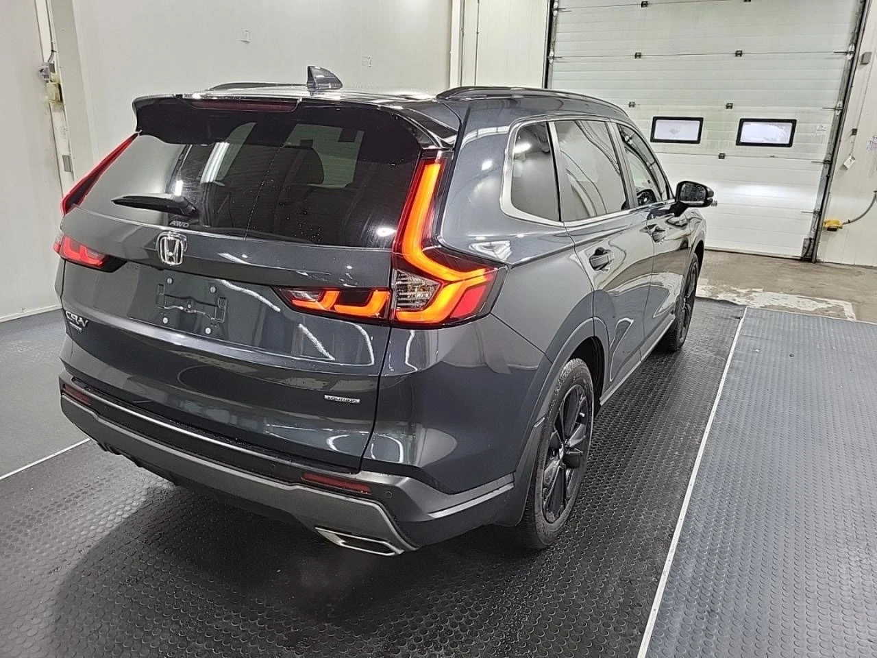 Honda Cr-v Touring | BOSE | DISTRONIC | ПАНОРАМА | 2024, снимка 4 - Автомобили и джипове - 54231574