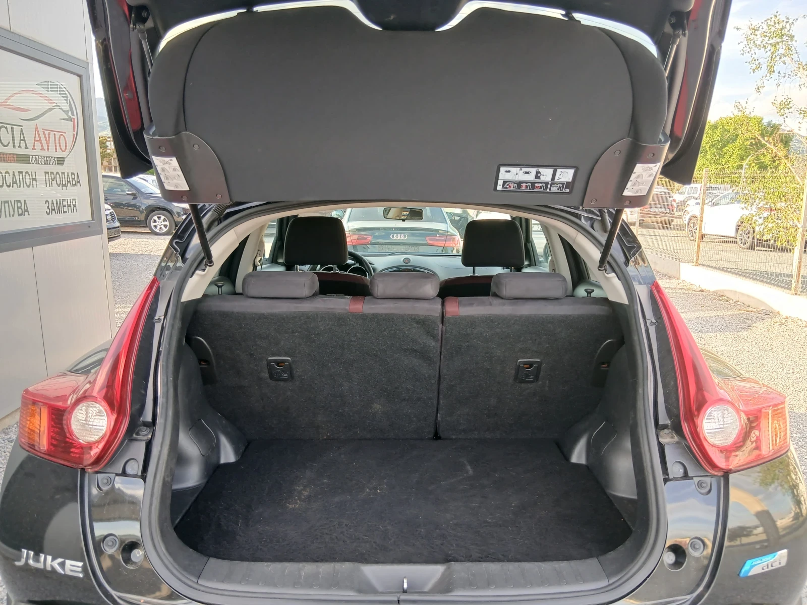 Nissan Juke КАТО НОВ, снимка 15 - Автомобили и джипове - 54359827