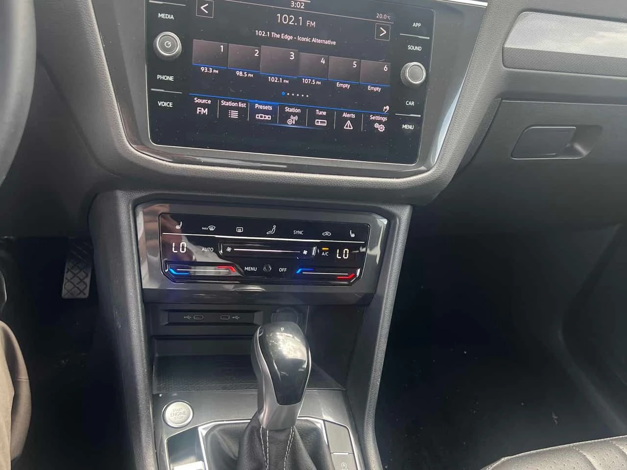 VW Tiguan * Comfortline * АВТОКРЕДИТ БЕЗ ПЪРВОНАЧАЛНА ВНОСКА, снимка 9 - Автомобили и джипове - 54921703