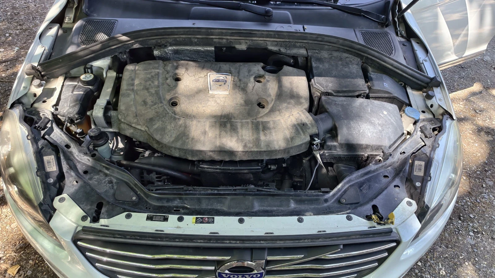 Volvo XC60 SUV, снимка 12 - Автомобили и джипове - 54989944