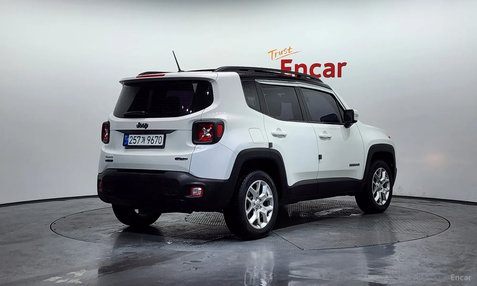 Jeep Renegade, снимка 2 - Автомобили и джипове - 55056953