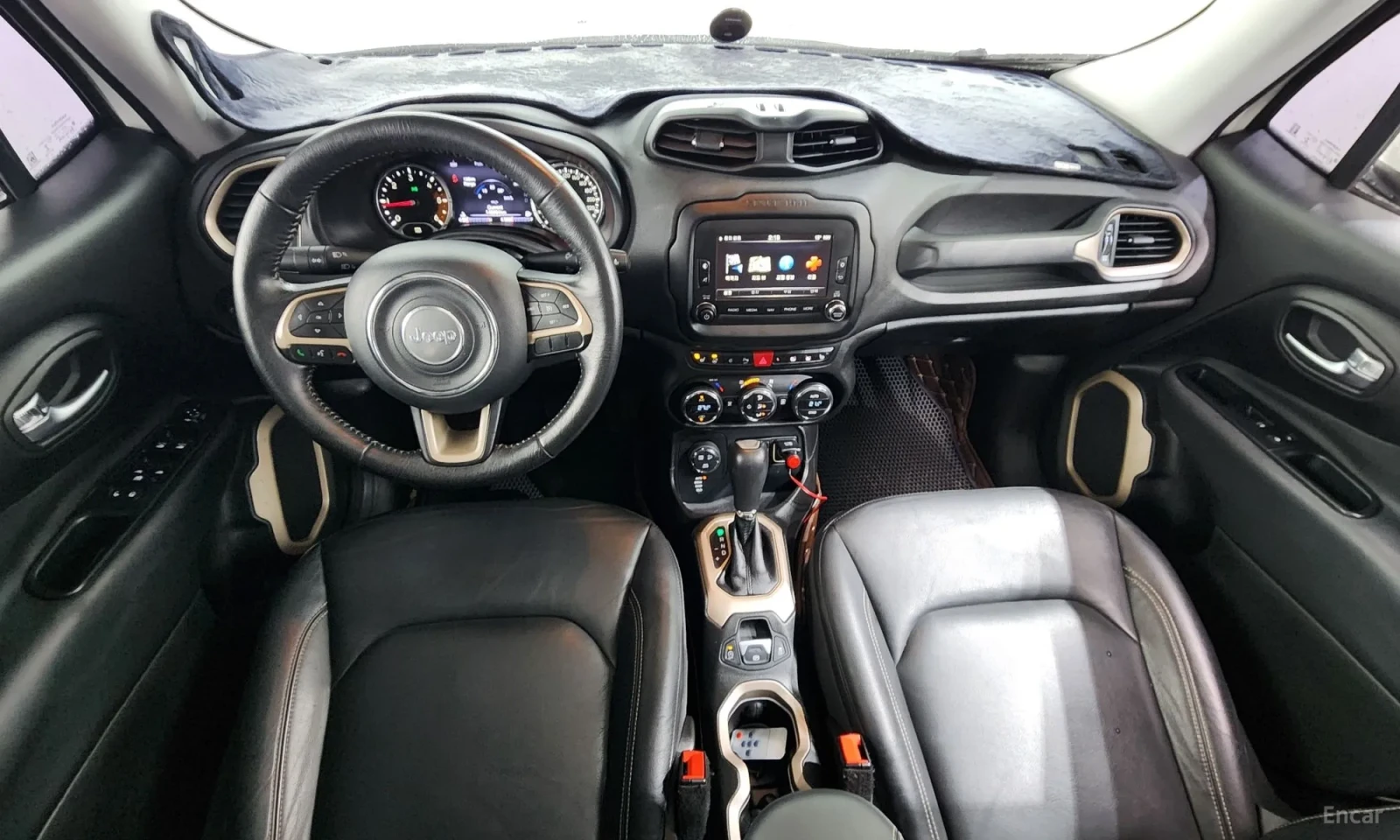 Jeep Renegade, снимка 7 - Автомобили и джипове - 55056953