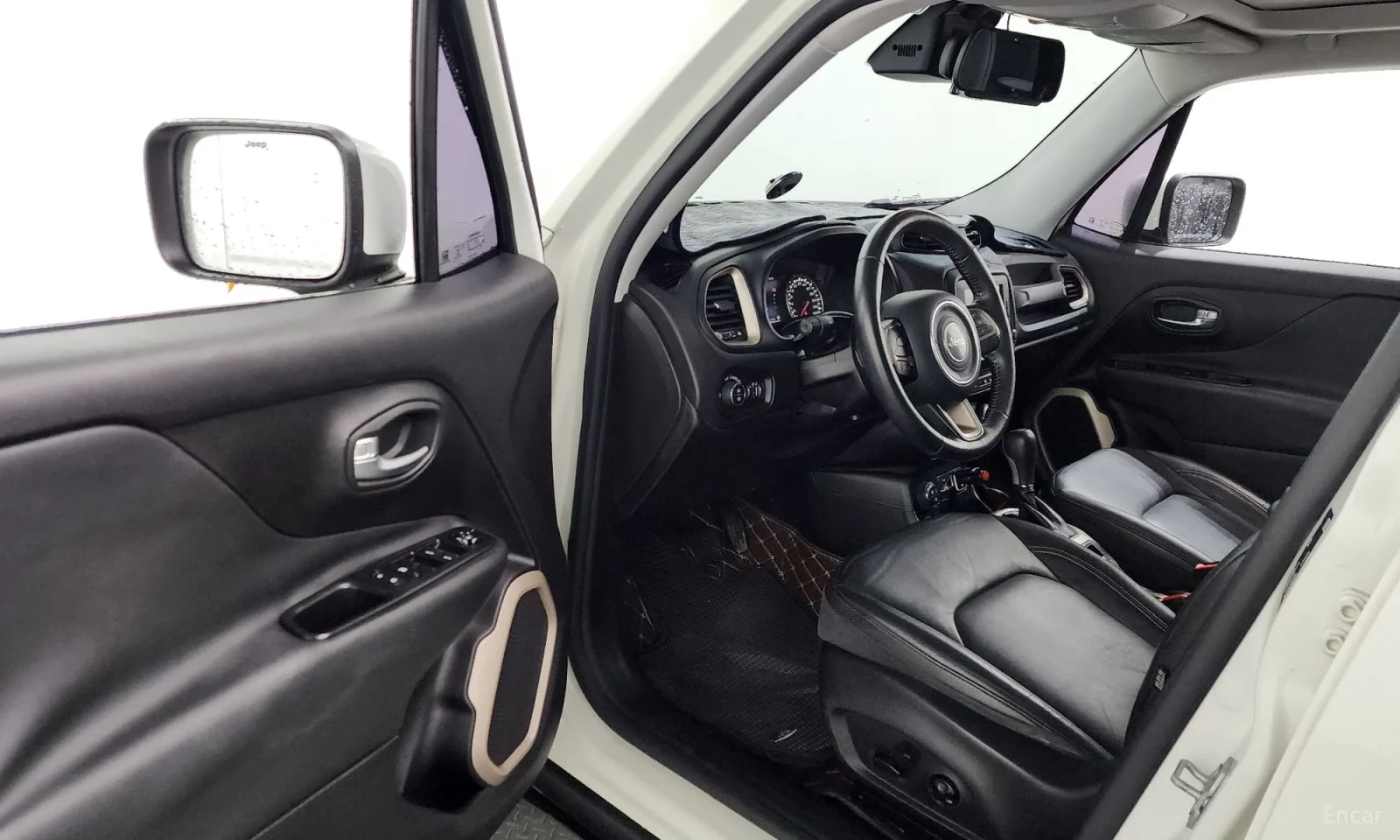 Jeep Renegade, снимка 10 - Автомобили и джипове - 55056953