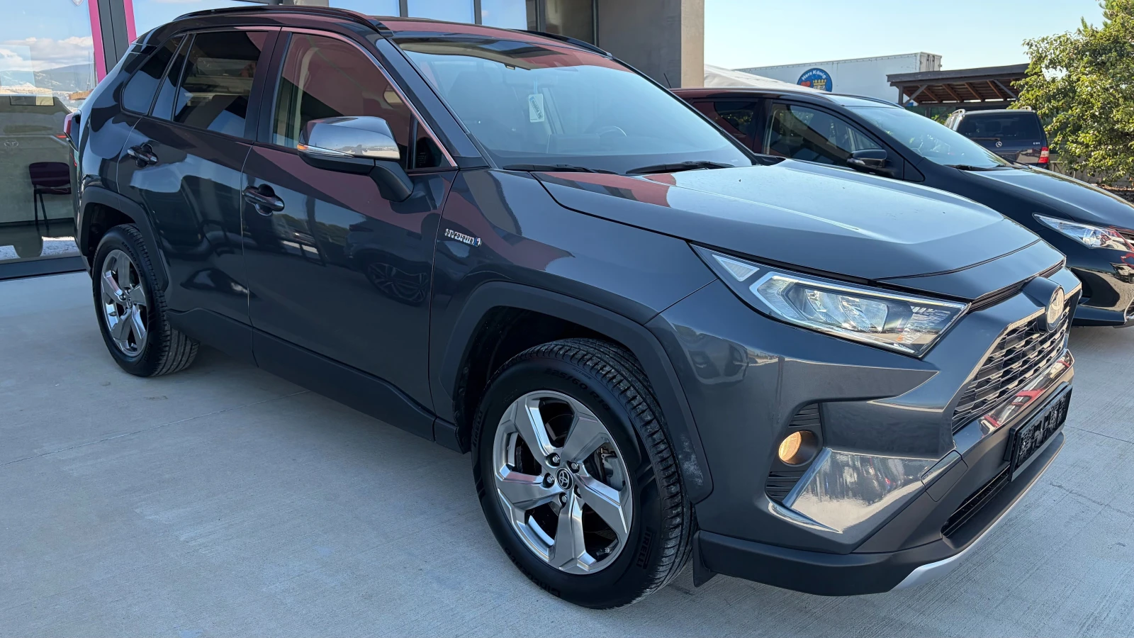 Toyota Rav4 2.5 Hybrid , снимка 3 - Автомобили и джипове - 55274940