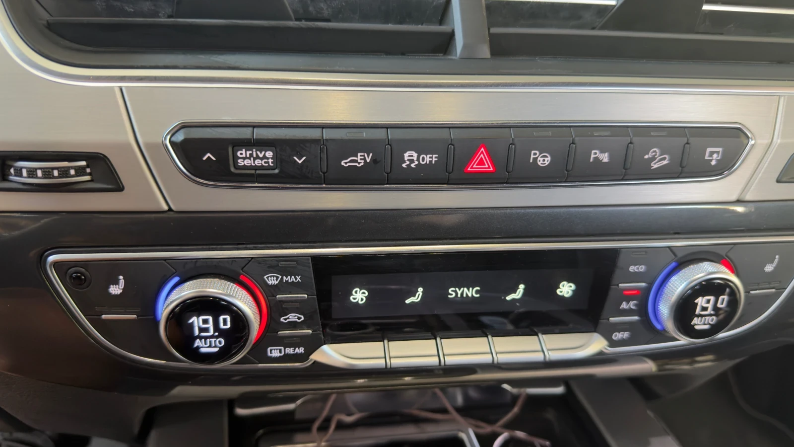 Audi Q7 E-Tron, снимка 9 - Автомобили и джипове - 55409605
