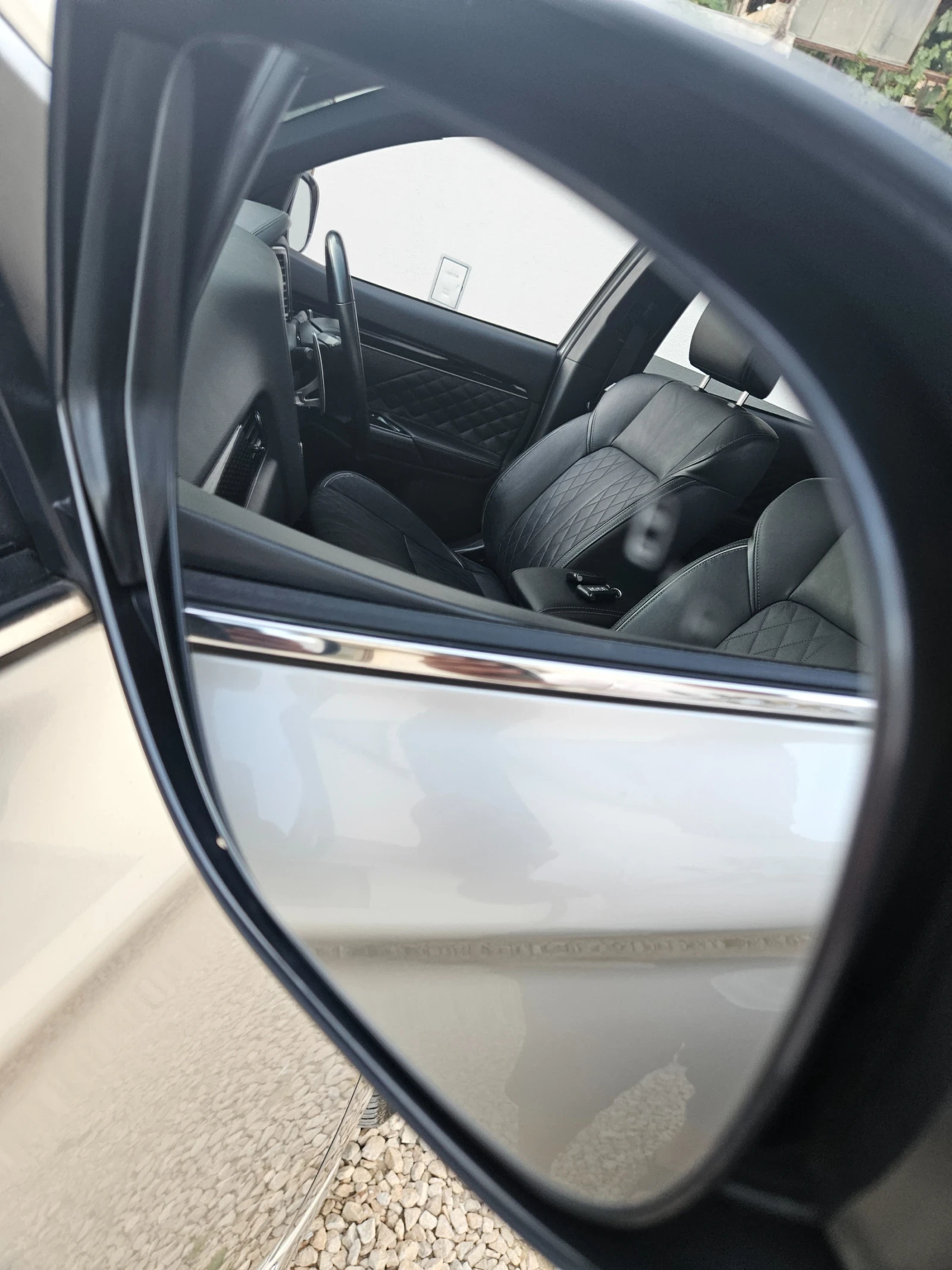 Mitsubishi Outlander PHEV Diamond Plus 4x4 | Mobile.bg � ����������� 9