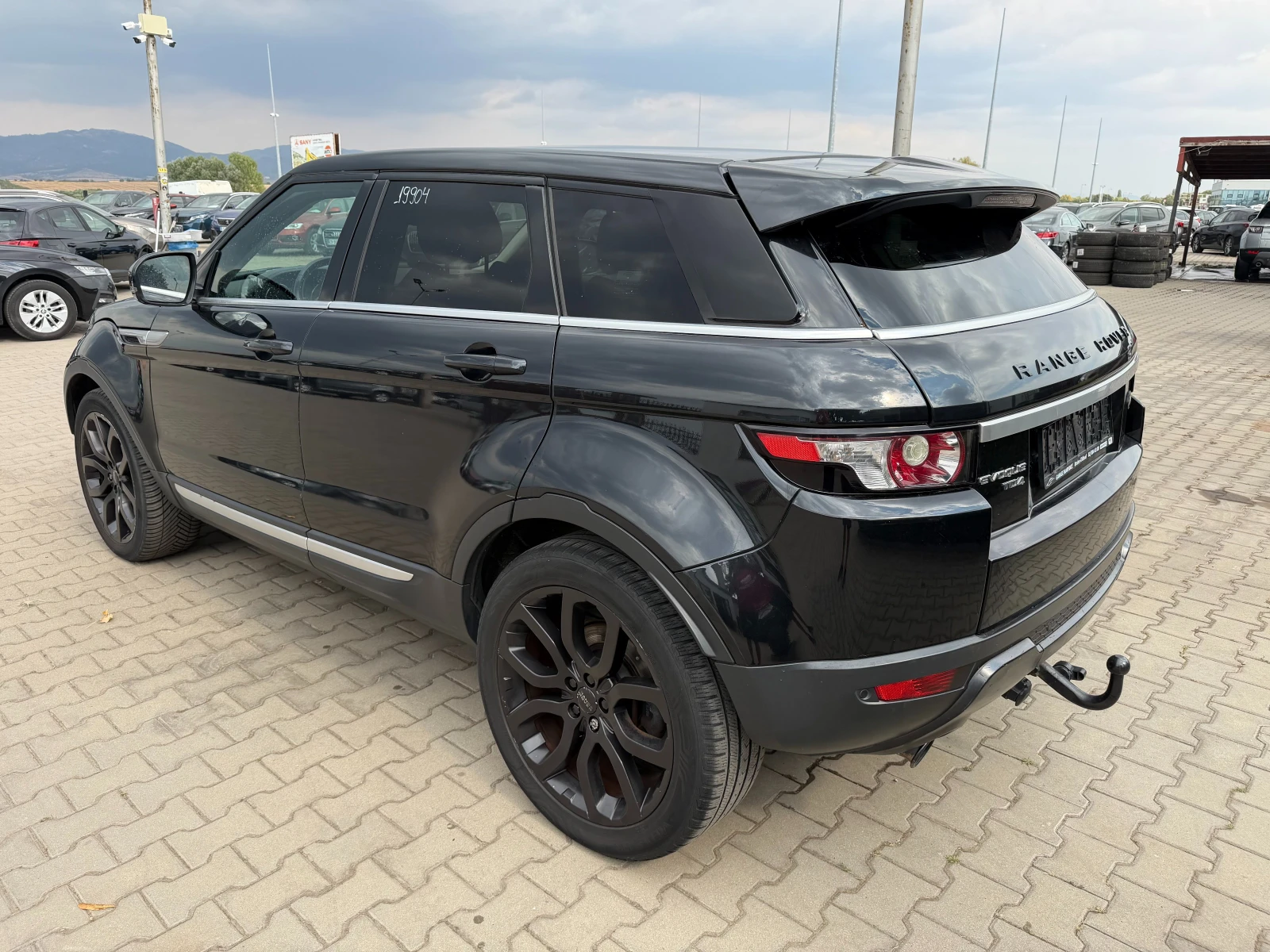 Land Rover Evoque 2.2TD4 KOJA/NAVI/KAMERA , снимка 8 - Автомобили и джипове - 56165839
