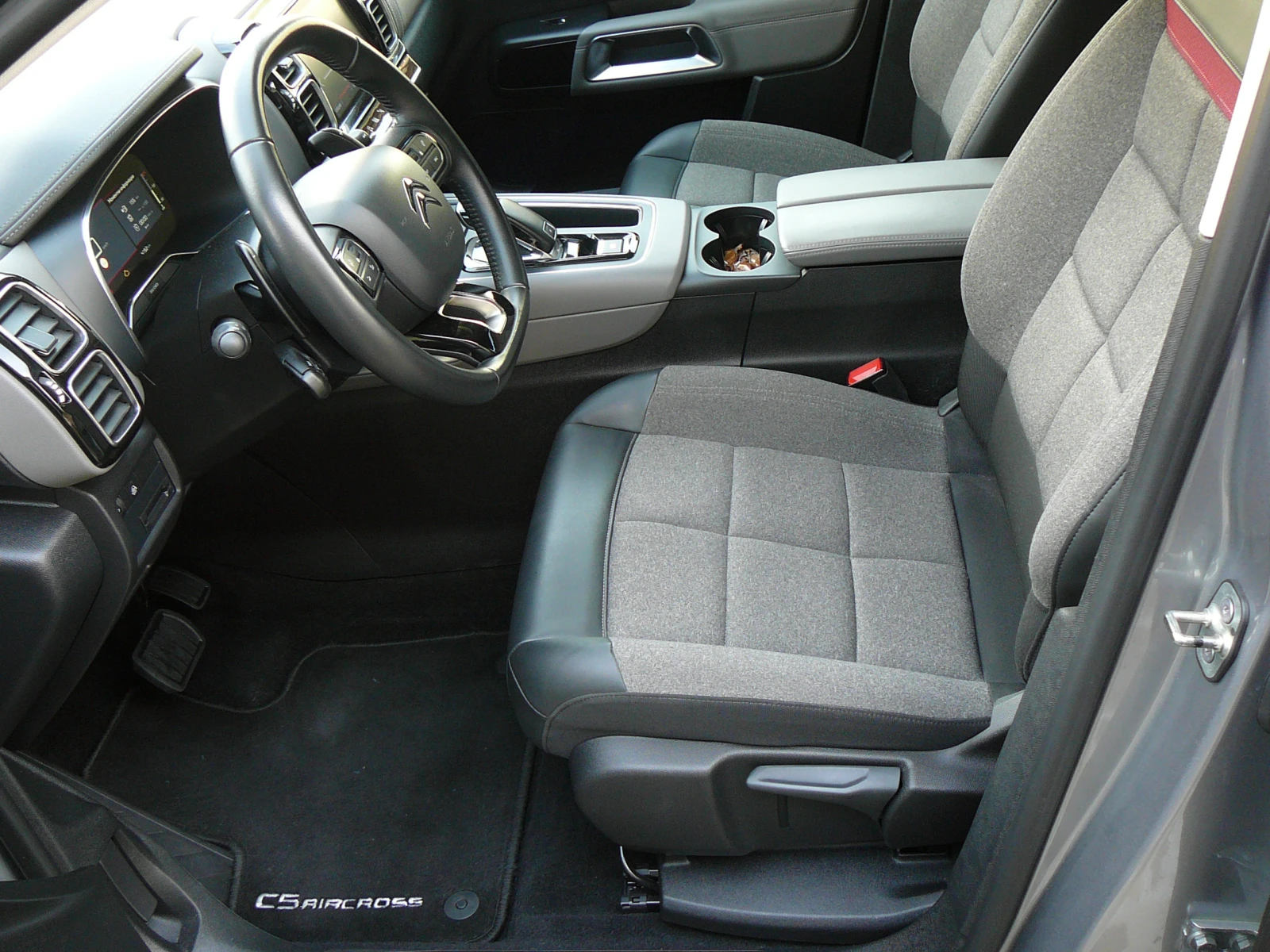 Citroen C5 Aircross 1.5 hdi, снимка 3 - Автомобили и джипове - 56322896