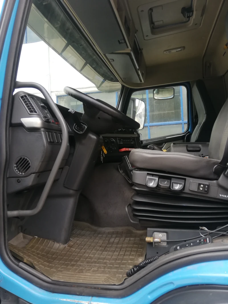 Volvo Fm FM12 380 Евро 3 6x2, снимка 5 - Камиони - 48981846