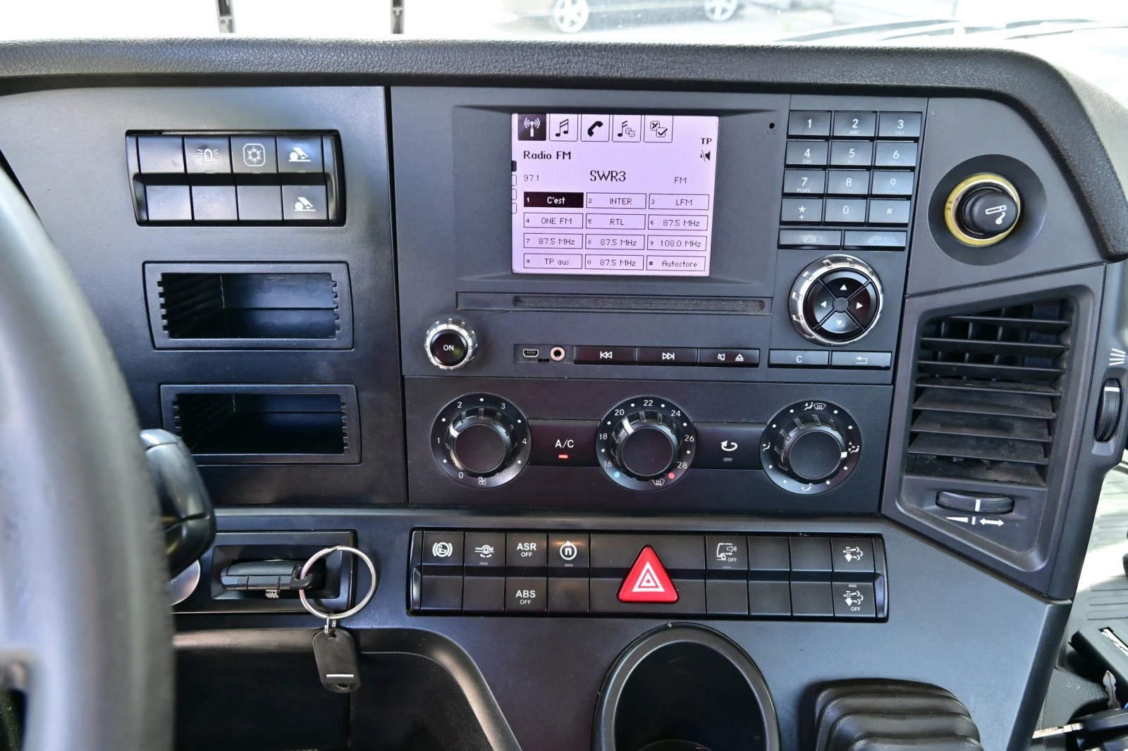 Mercedes-Benz Arocs 3248, снимка 13 - Камиони - 55231637