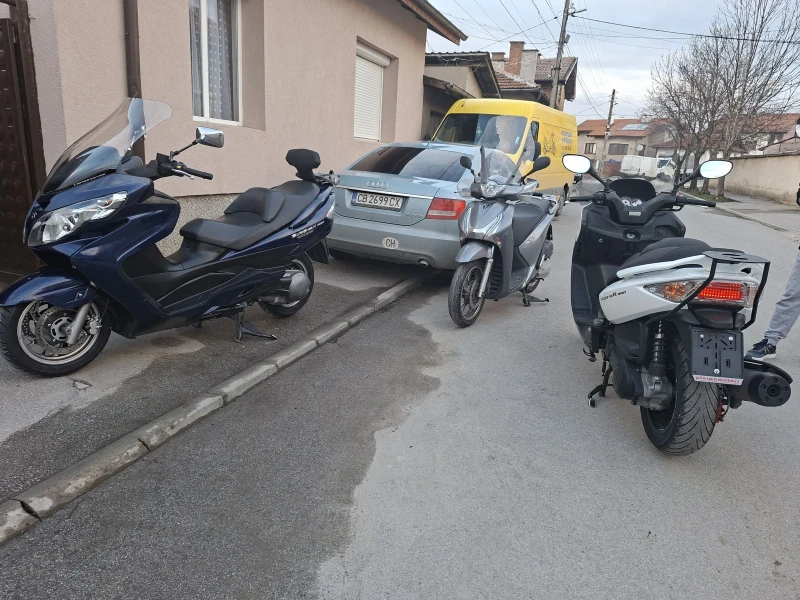 Suzuki Burgman 400ie Скутера е топ, снимка 12 - Мотоциклети и мототехника - 53597660