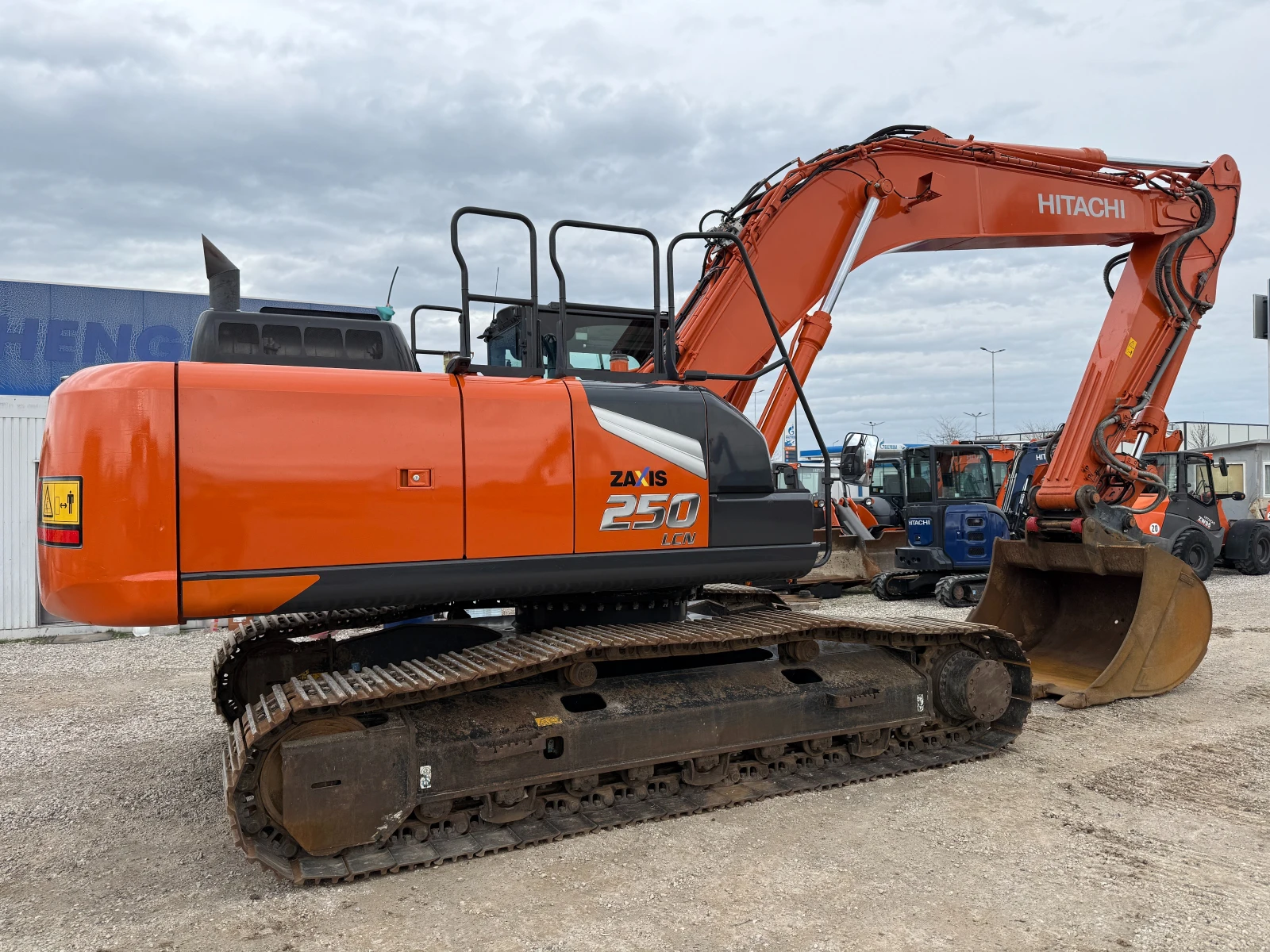 ����� Hitachi ZX 250 LC-7 | Mobile.bg � ����������� 13