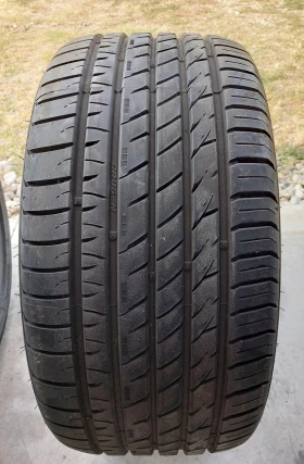      295/35R21