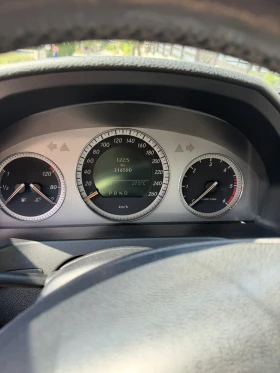Mercedes-Benz C 220, снимка 6