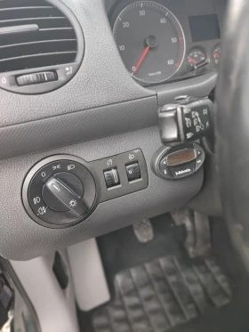 VW Caddy LIFE* MAXI* 1.9TDI* KLIMATRONIK* 7MESTA*  - 5199 € / 10168.36 лв. - 80689429 16